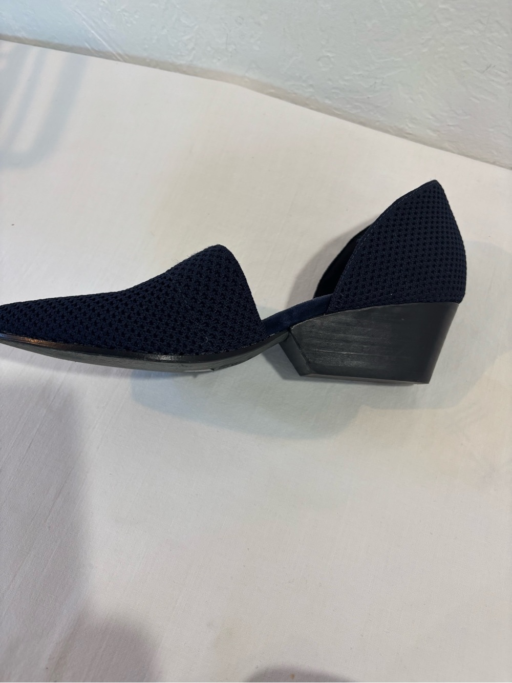 Eileen Fisher “Hallo” Knit D’Orsay Pumps - Picture 5 of 7
